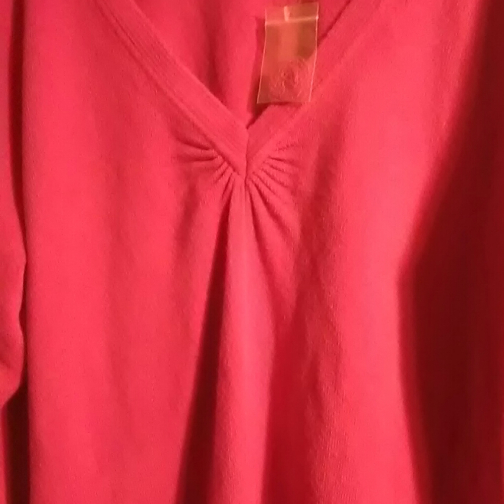 Top - Picture 2 of 4